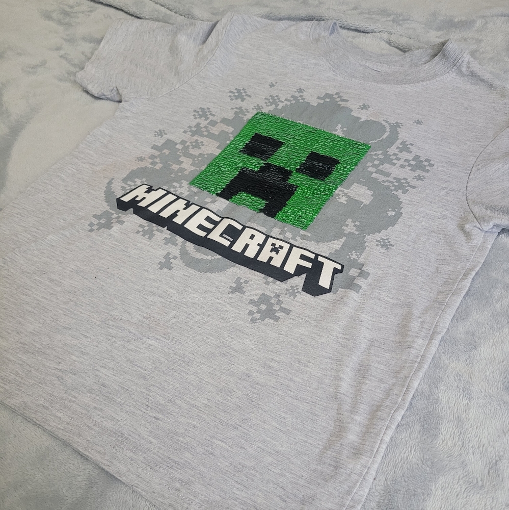 Mojang Minecraft t-shirt size 5/6